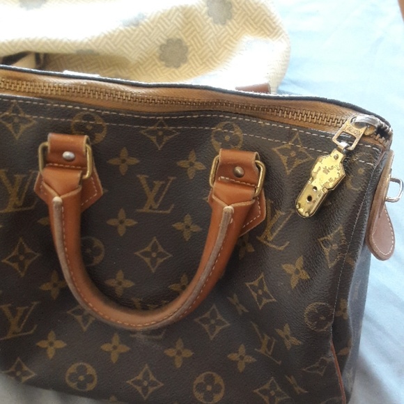 Purse - Picture 4 of 4